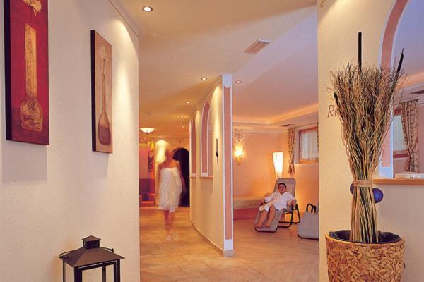 Hotel San Leonardo Badia  Bagian luar foto